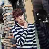 干净清新的男生头像