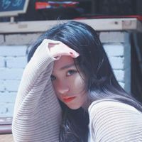 如山中清风 女生清纯美丽头像