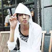 干净清新的男生头像