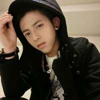 年轻男子的头像_好看帅气的年轻帅哥头像图片