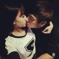 嘴对嘴接吻情侣头像图片大全