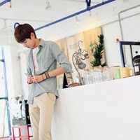 干净清新的男生头像