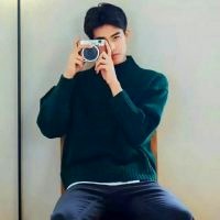 寂寞伤感的忧郁帅哥男生微信头像图片