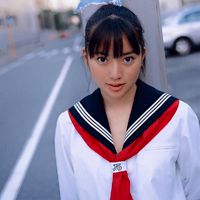 微信头像女生可爱穿校服_女生穿校服清纯模样