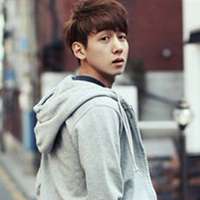 干净清新的男生头像