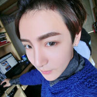 年轻男子的头像_好看帅气的年轻帅哥头像图片