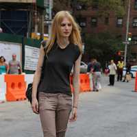 微信头像女生酷,好看的时尚微信头像酷帅女生