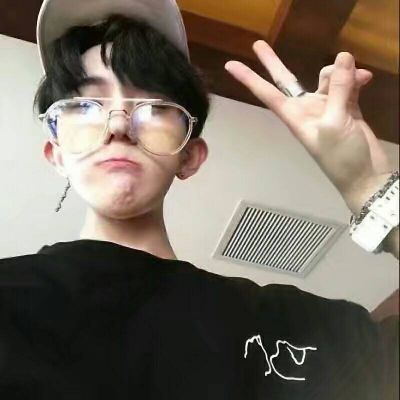 男真人头像_现实生活中的男生高清生活照头像