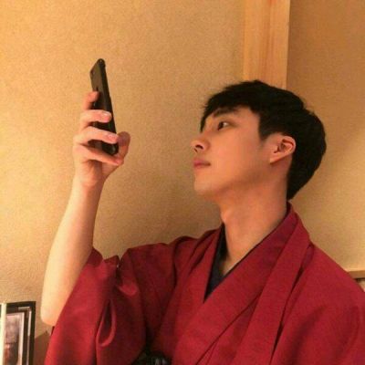 好看的微信头像图片男生图