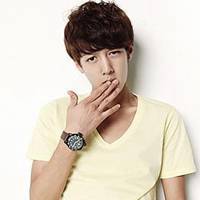 干净清新的男生头像