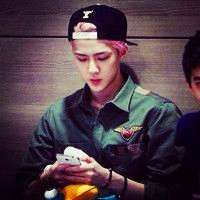 高人气偶像吴世勋魅力无限