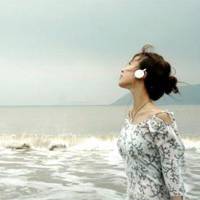 戴耳机女生头像 好看的女生戴耳机图片头像