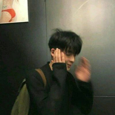 好看的微信头像图片男生图