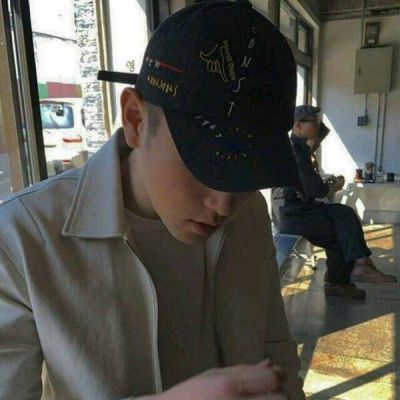 好看的微信头像图片男生图