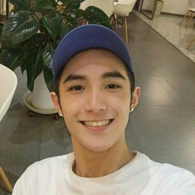 好看的微信头像图片男生图