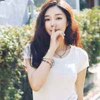 清纯美丽的女孩头像_似水清纯却比火热情