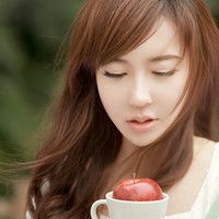 忧郁图片女生头像_有着少女味的忧郁文艺女青年