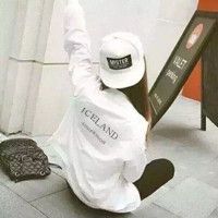 戴帽子女生低头头像_好看个性带帽子的女生