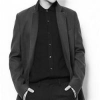 微信头像男生下半身黑白照