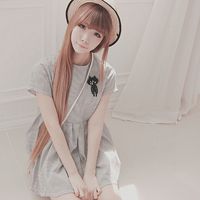 清纯美丽的女孩头像_似水清纯却比火热情