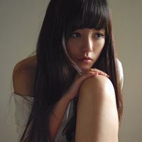 瓜子脸女人头像 好看时尚的女生头像瓜子脸