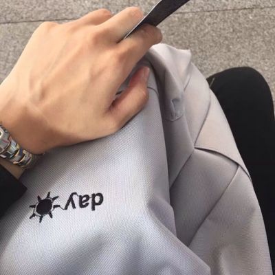 18岁个性帅哥头像 18岁的男生18岁的青春