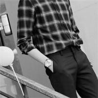 微信头像男生下半身黑白照