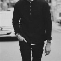 微信头像男生下半身黑白照