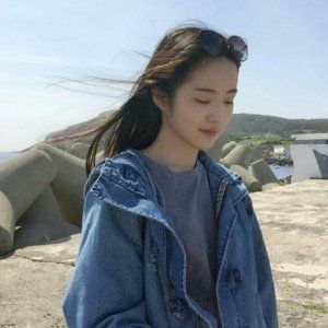 慵懒女生头像 洒脱慵懒随意女生