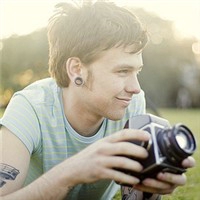 黑白条纹衣服男生头像