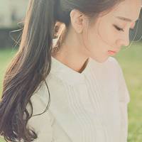 清纯美丽的女孩头像_似水清纯却比火热情