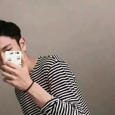 男生自拍头像高清 帅帅哒的自拍