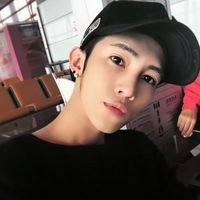 潮流达人微信情侣头像