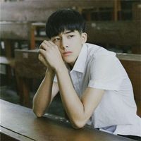 好看男生头像超酷帅的自拍图片头像