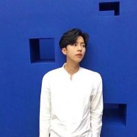 好看男生头像超酷帅的自拍图片头像