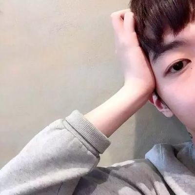 简单气质男生头像 白净好看的有气质男生