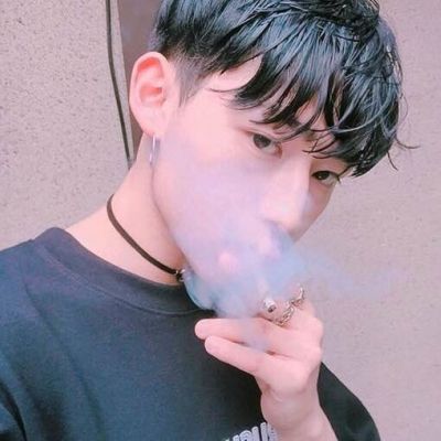 简单气质男生头像 白净好看的有气质男生