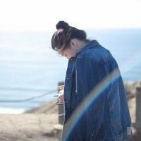 好看唯美意境女生头像,爱熄灭了灯心围一座城