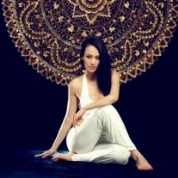 瑜伽头像女生_练瑜伽的性感女生头像图片