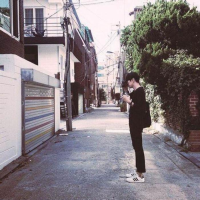 神经质先生 男生耍酷头像