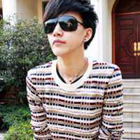 黑白条纹衣服男生头像