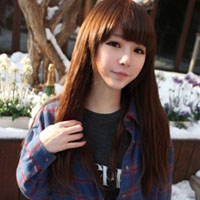 穿冬装女生头像_唯美又时尚