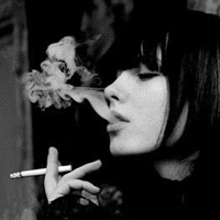 女生叼烟霸气头像 嘴边叼烟寂莫仍在