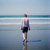 好看的微信男生海边背影头像