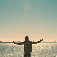 好看的微信男生海边背影头像