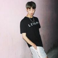 微信头像冷酷男生帅气 要帅气的生活