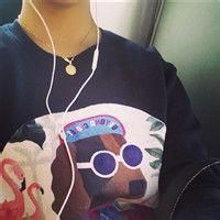 不露脸男生头像 年轻不是罪