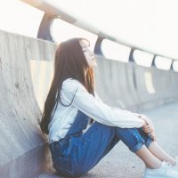 好看唯美意境女生头像,爱熄灭了灯心围一座城