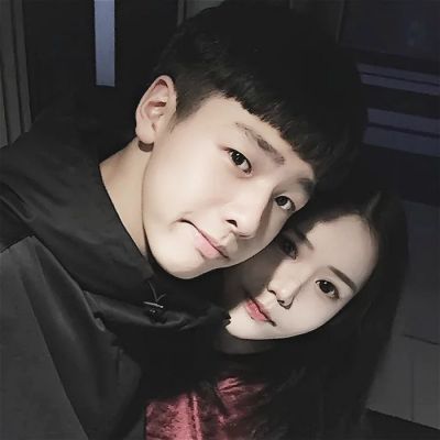 温馨甜蜜的情侣头像