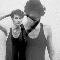 一男一女的伤感黑白情侣头像图片